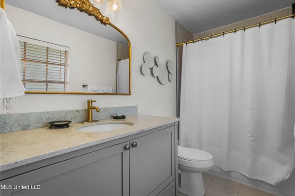 $425,000 | 10 Wenmar Avenue, Pass Christian, MS 39571