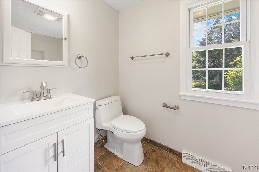 14 Ibis Path Liverpool, NY 13090 - Photo 21 of 31