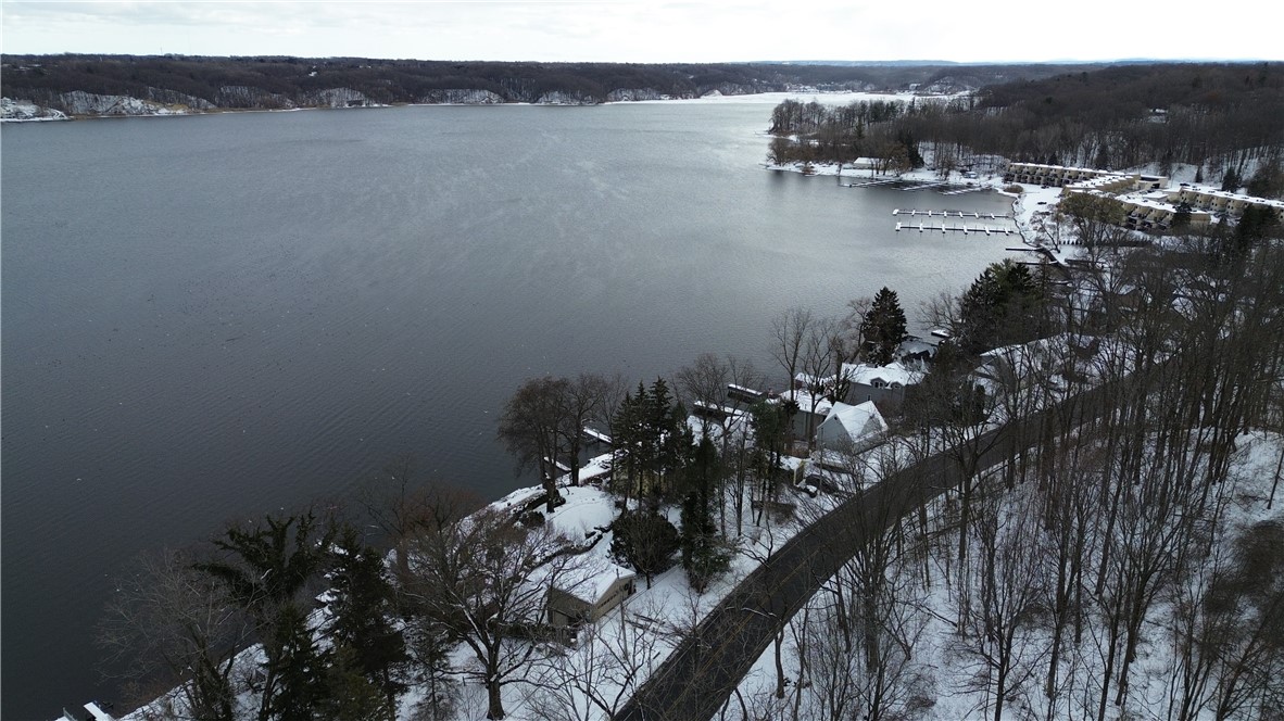 1350 Bay Shore Boulevard Irondequoit, NY 14609 - Photo 7 of 47