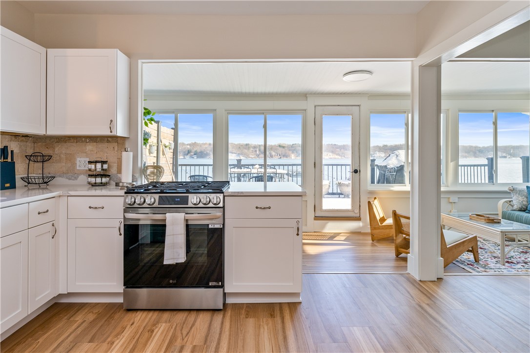 1350 Bay Shore Boulevard Irondequoit, NY 14609 - Photo 10 of 47