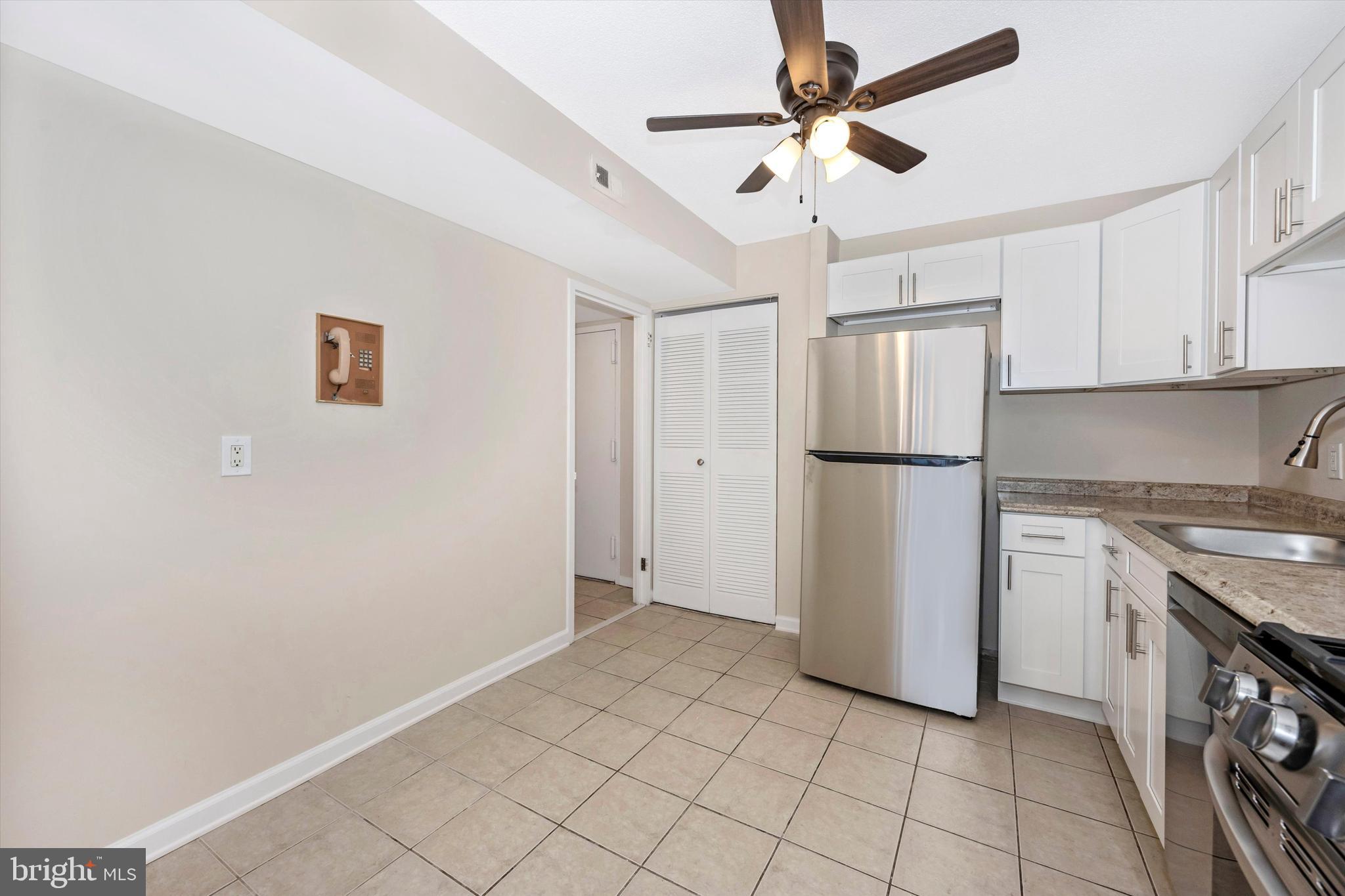 1836 Metzerott Road, Unit 920 Adelphi, MD 20783 - Photo 14 of 35