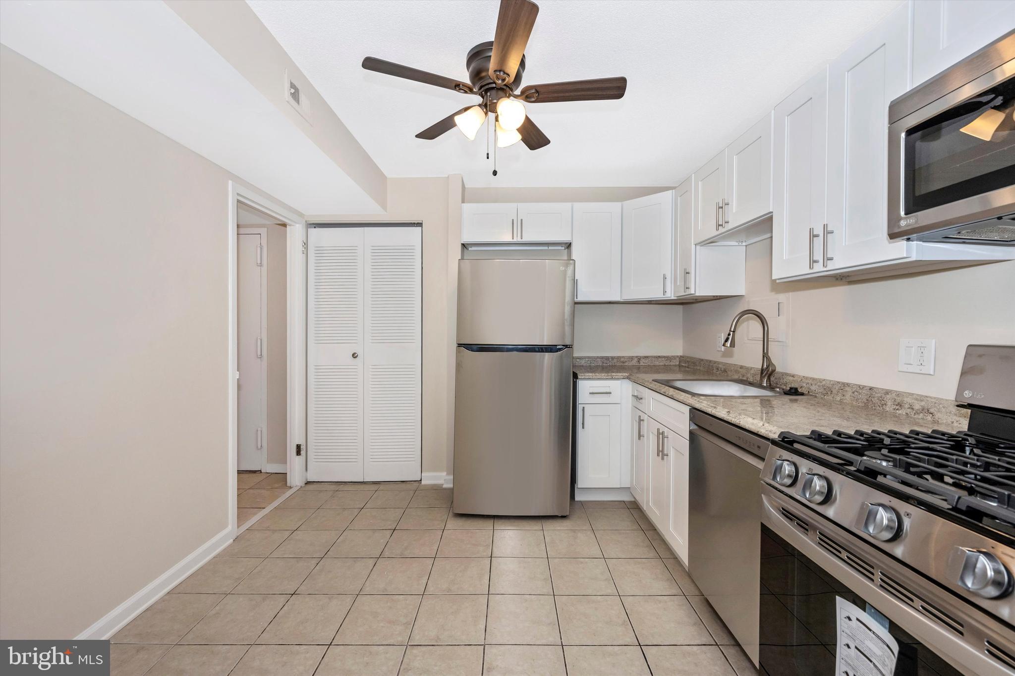 1836 Metzerott Road, Unit 920 Adelphi, MD 20783 - Photo 15 of 35