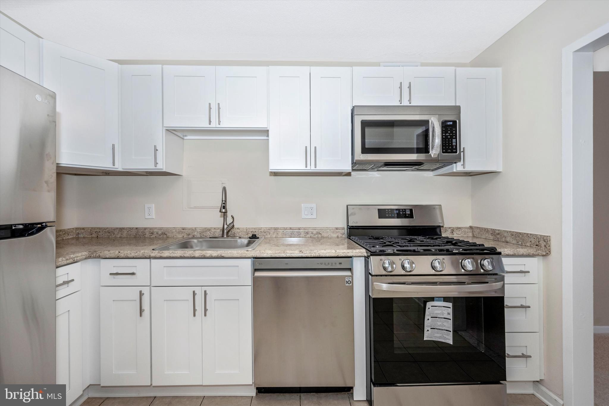1836 Metzerott Road, Unit 920 Adelphi, MD 20783 - Photo 19 of 35