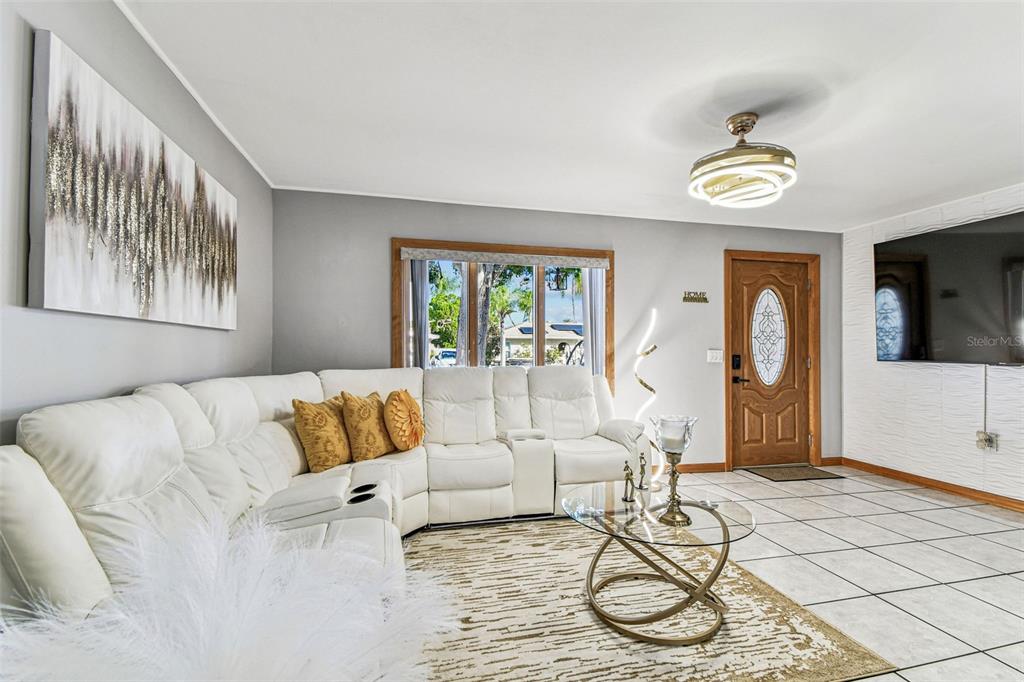 226 Maple Avenue Palm Harbor, FL 34684 - Photo 11 of 79