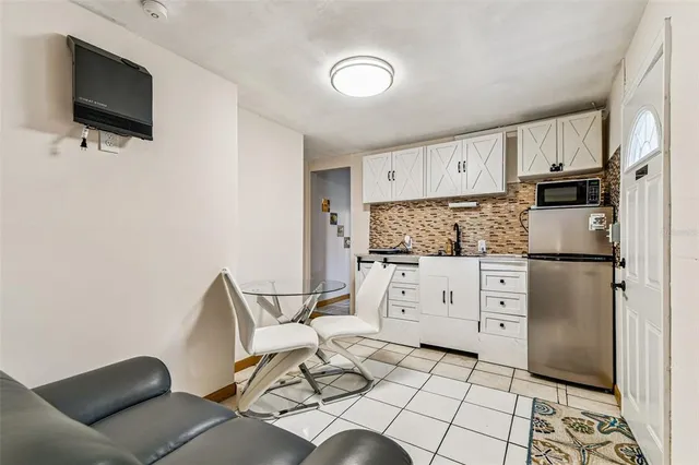 $465,000 | 226 Maple Avenue, Palm Harbor, FL 34684