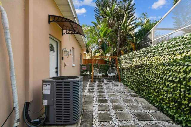 $465,000 | 226 Maple Avenue, Palm Harbor, FL 34684