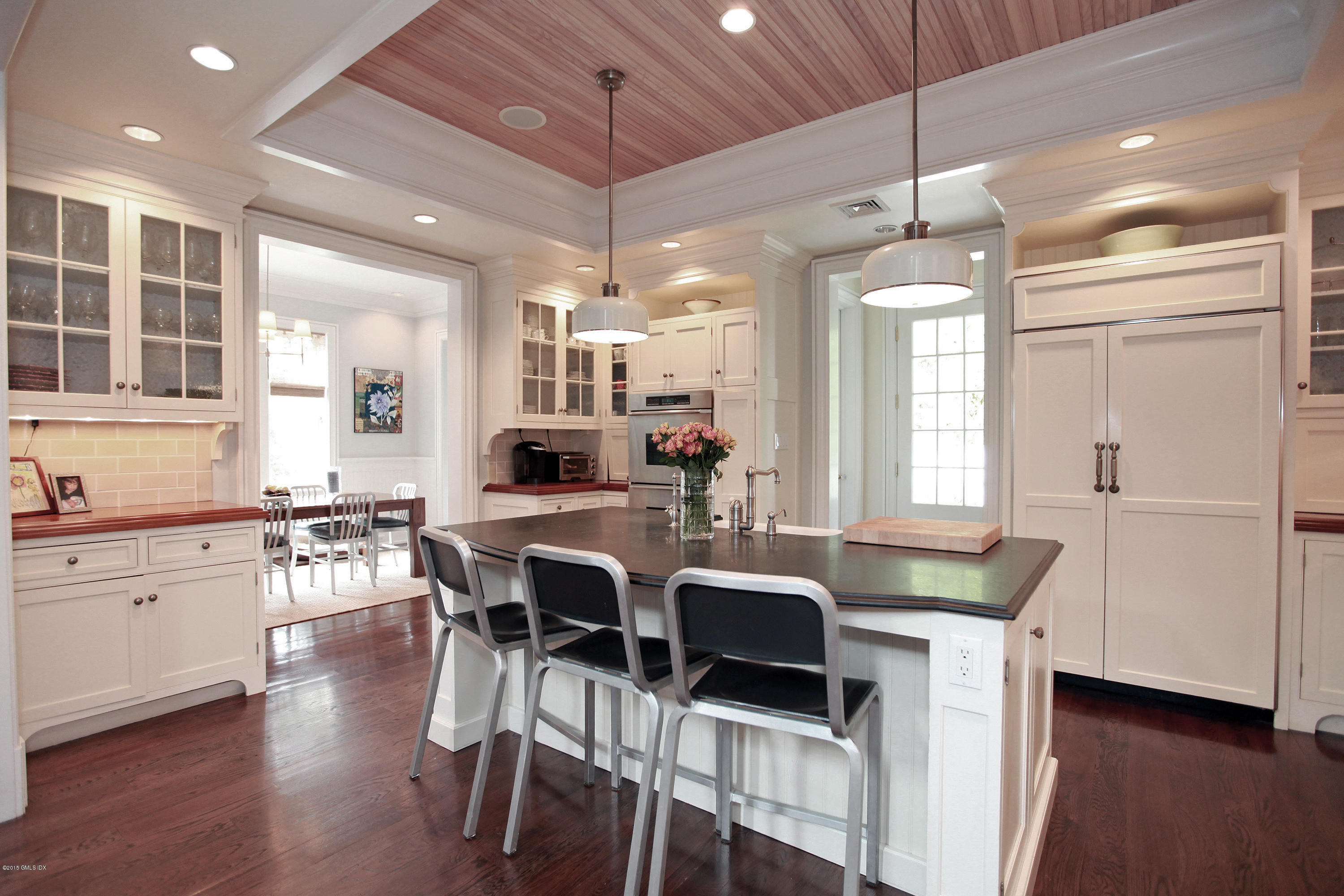 21 North Street Greenwich, CT 06830 - Photo 7 of 12 Island