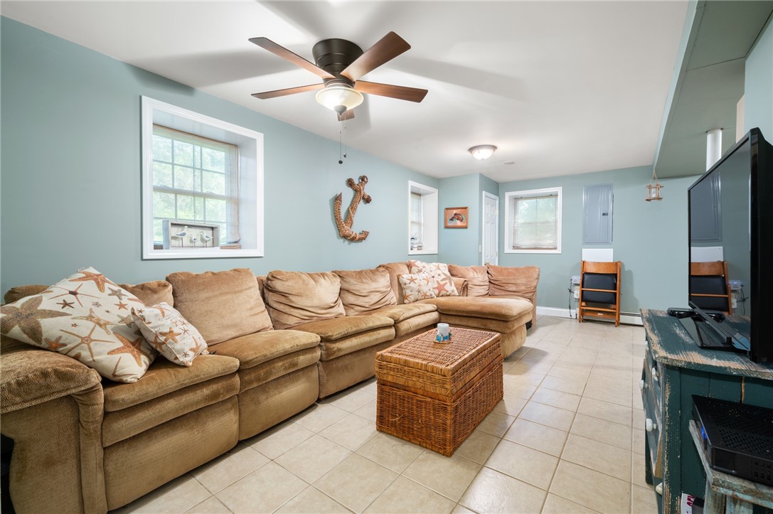 24 Quannacut Road Westerly, RI 02891 - Photo 11 of 20