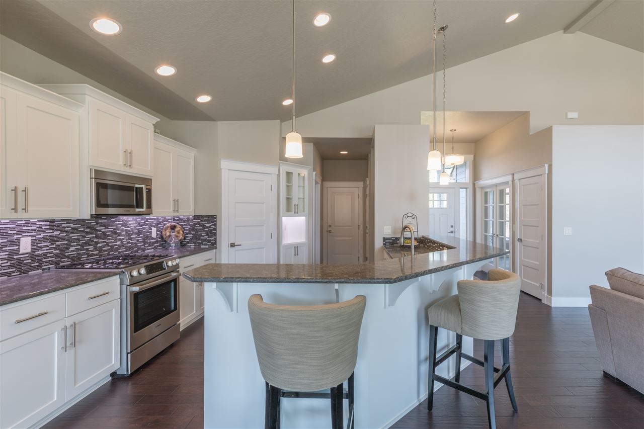805 West Basalt Ridge Drive Spokane, WA 99224 - Photo 7 of 20 Gallery Image 7
