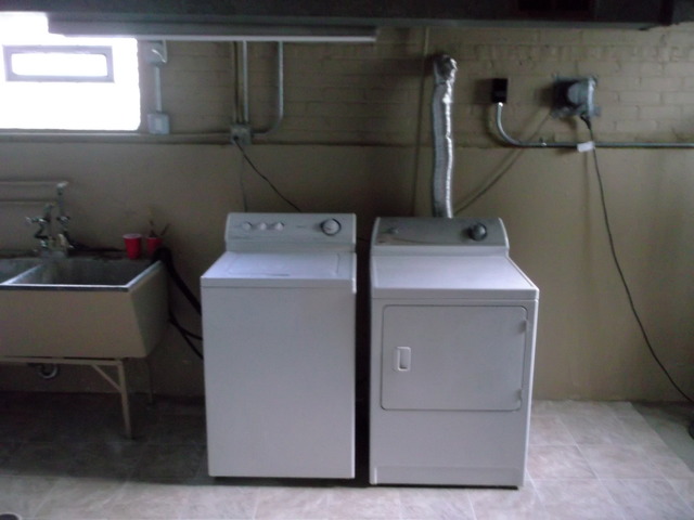 10854 Major Avenue Chicago Ridge, IL 60415 - Photo 19 of 24 a utility room with dryer and washer