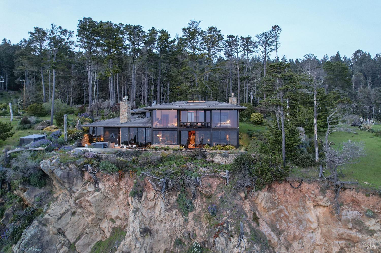 22138 Highway 1 Jenner, CA 95450 - Photo 39 of 53 Gallery Image 39