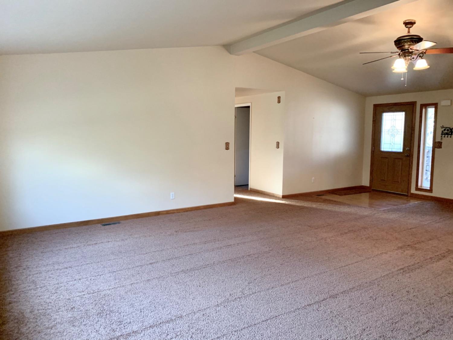 1900 Worthington Road Eagle Point, OR 97524 - Photo 10 of 33 Additional Photo