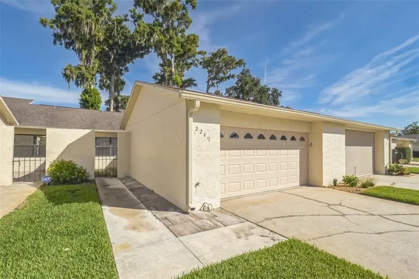$235,000 | 2249 Cypress Cove Drive, Unit E3, Tavares, FL 32778