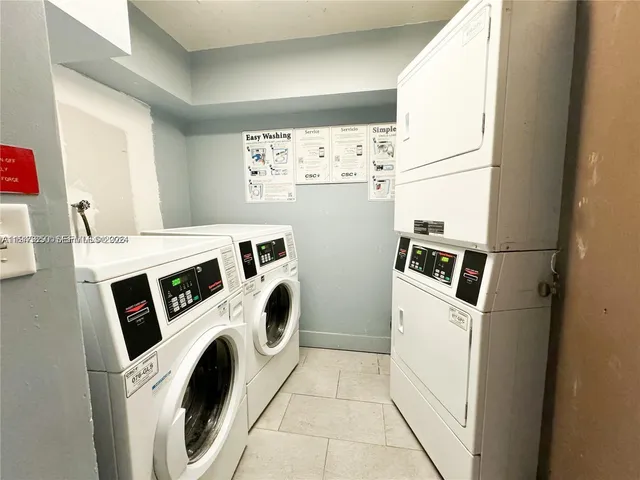 $1,700 | 484 Northwest 165th St Road, Unit A314, Miami, FL 33169