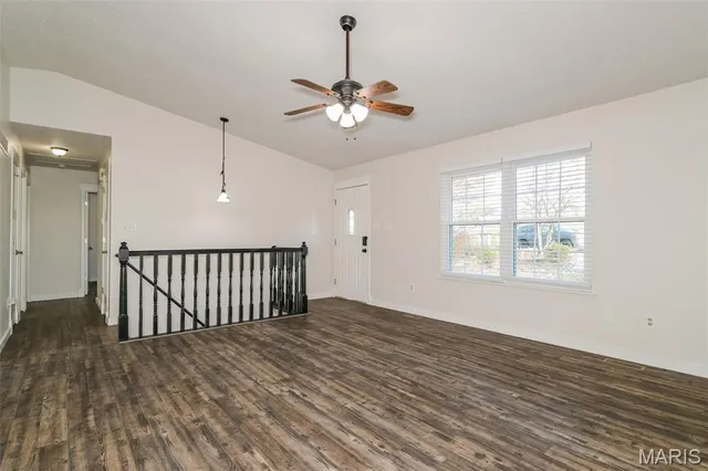 $2,440 | 2557 Tricia Lane, High Ridge, MO 63049