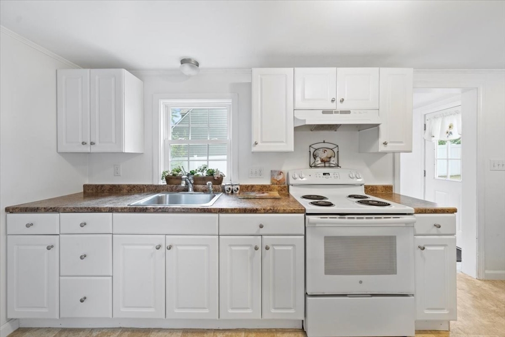 18 A Hammond Road Natick, MA 01760 - Photo 16 of 26 Gallery Image 16