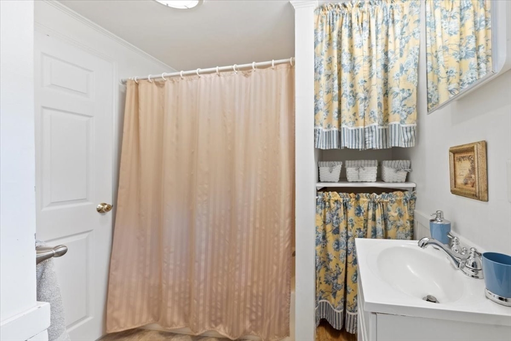 18 A Hammond Road Natick, MA 01760 - Photo 22 of 26 Gallery Image 22