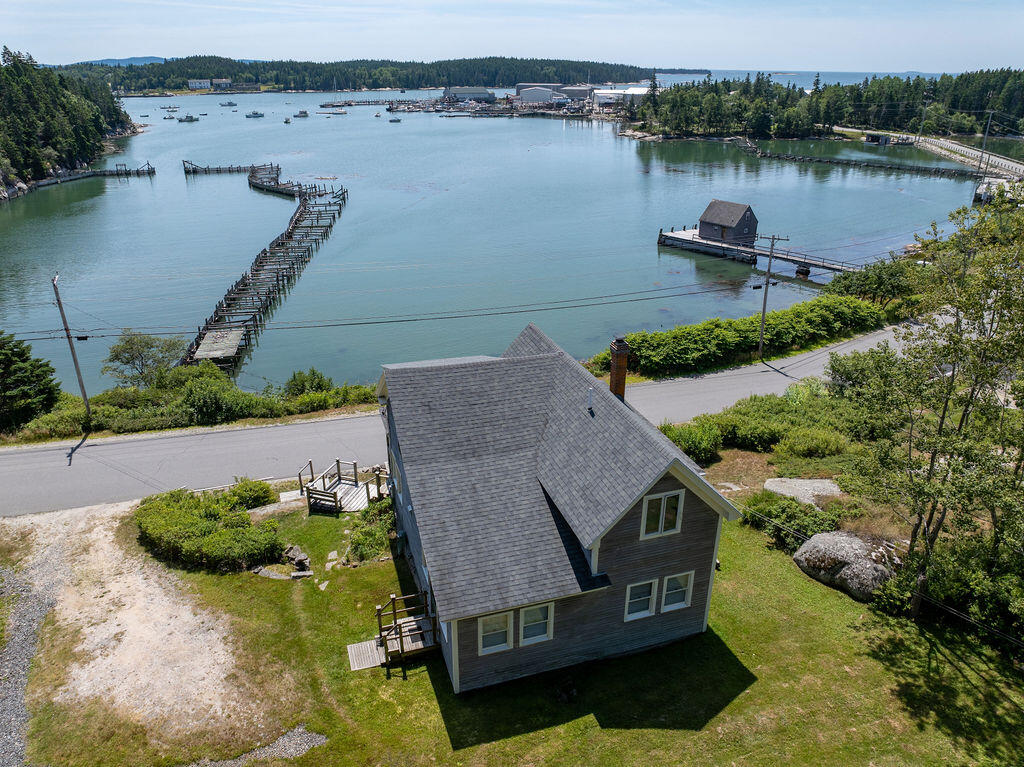 83 Green Head Road Stonington, ME 04681 - Photo 32 of 37 83GreenHead-32