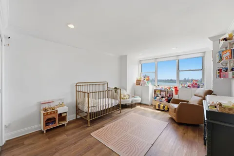 $525,000 | 6040 Boulevard East, Unit 18C, West New York, NJ 07093