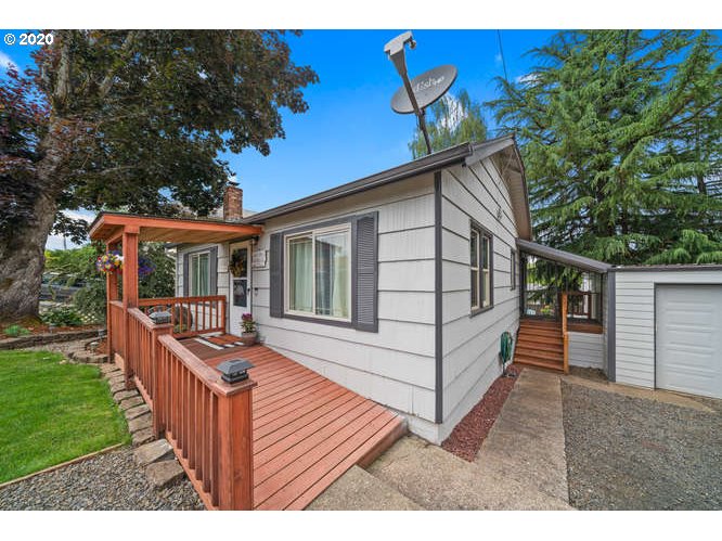39707 Pleasant Street Sandy, OR 97055 - Photo 3 of 31 Porch