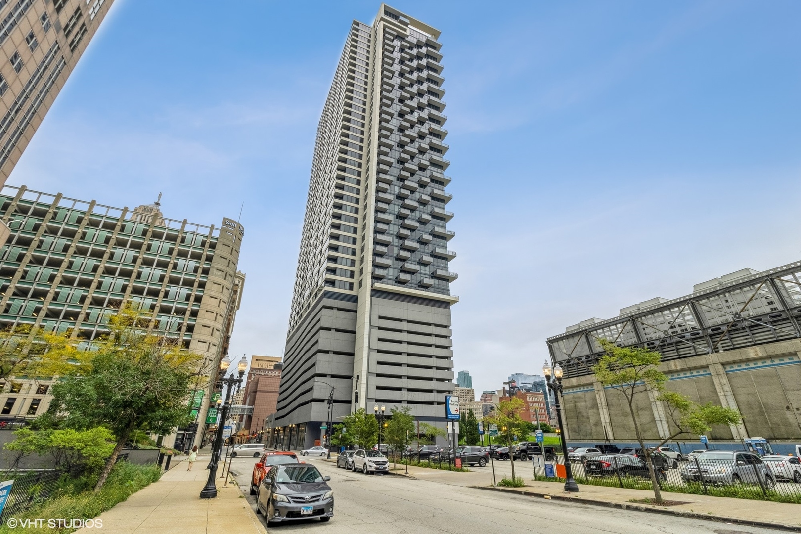 235 West Van Buren Street, Unit 4209 Chicago, IL 60607 - Photo 1 of 10 a city view with tall buildings