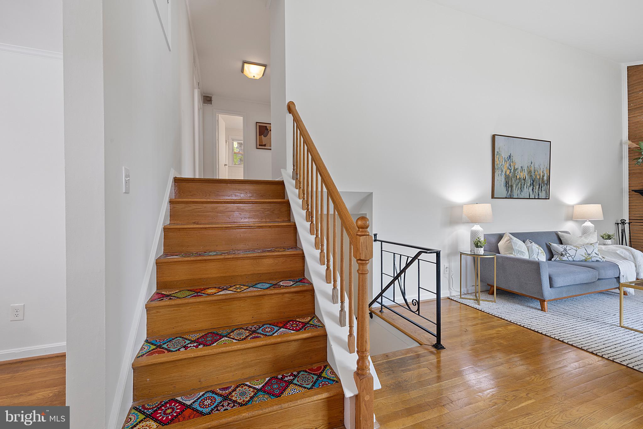9821 Singleton Drive Bethesda, MD 20817 - Photo 12 of 45 a view of entryway and hall