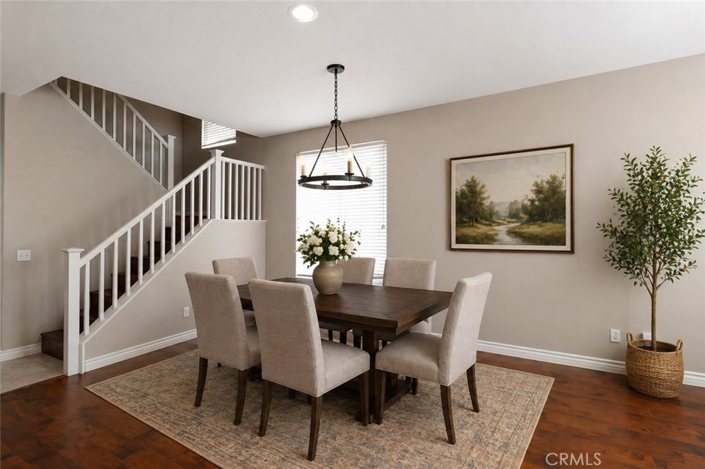 255 Roxanne Lane Corona, CA 92882 - Photo 6 of 30 Dining Room