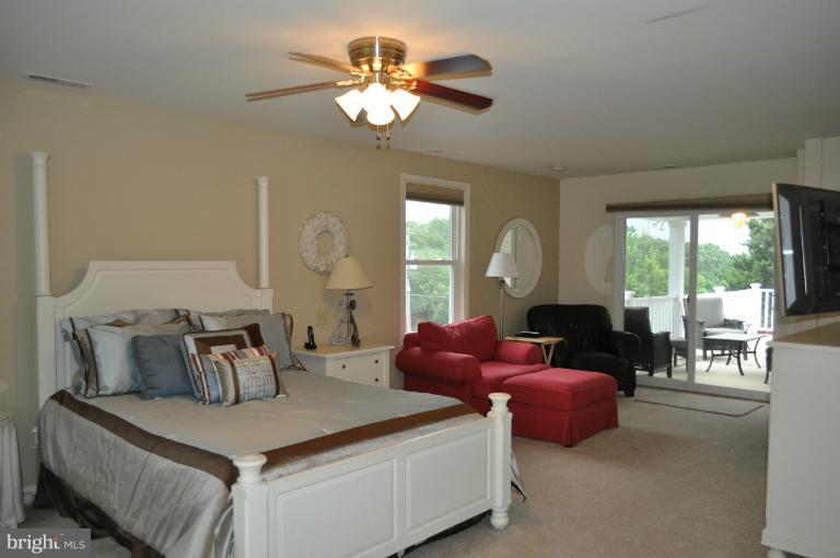2831 Benson Road Finksburg, MD 21048 - Photo 6 of 17 Master Bedroom