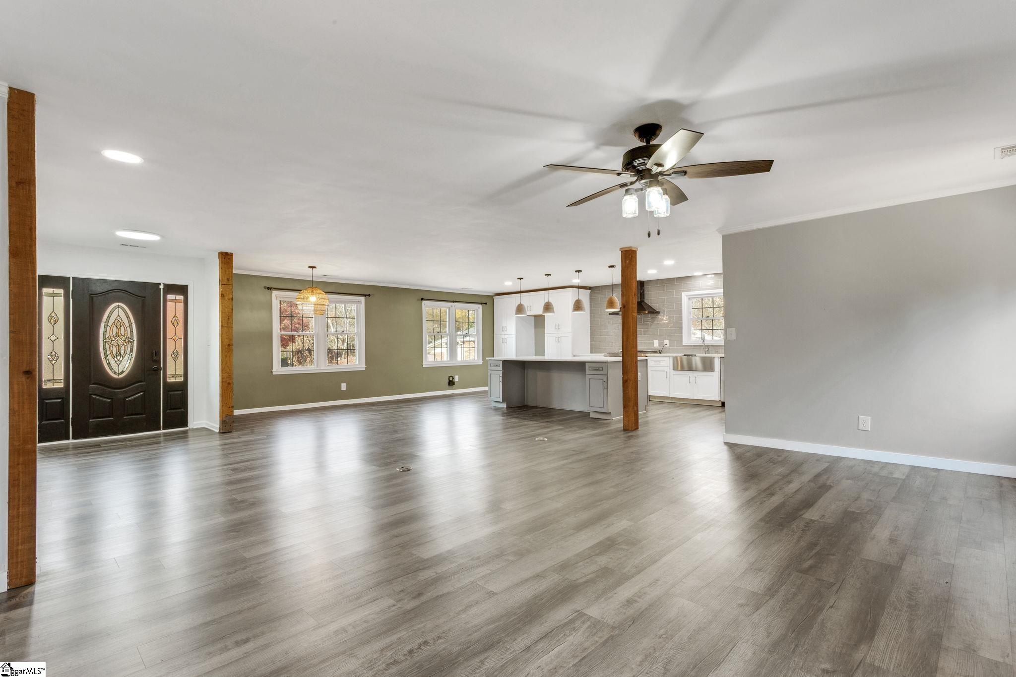 957 Fargo Street Mauldin, SC 29662 - Photo 7 of 49 Gallery Image 7