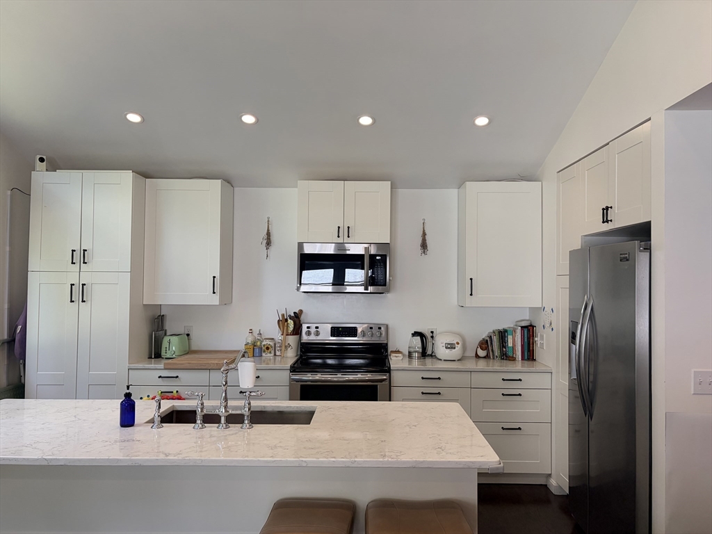 21 Bypass Road Lincoln, MA 01773 - Photo 6 of 42