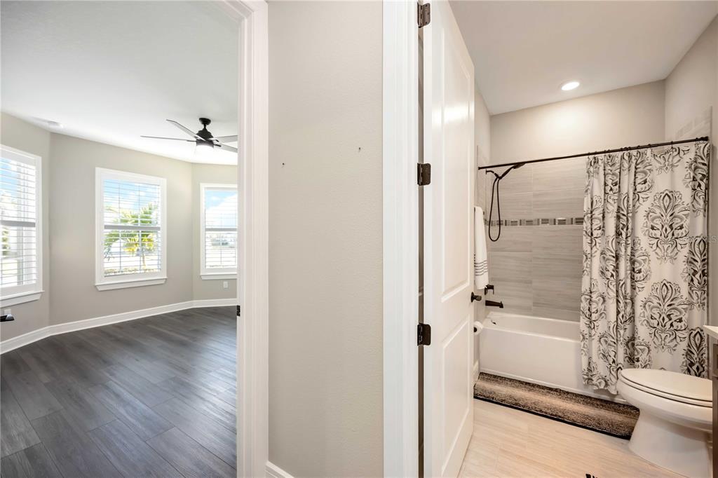 10619 Wynward Way Palmetto, FL 34221 - Photo 21 of 69