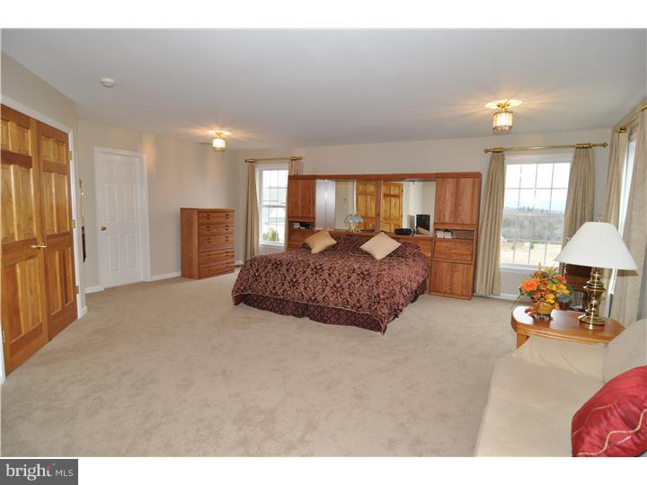 657 Bossler Road Leesport, PA 19533 - Photo 10 of 25 Gallery Image 10