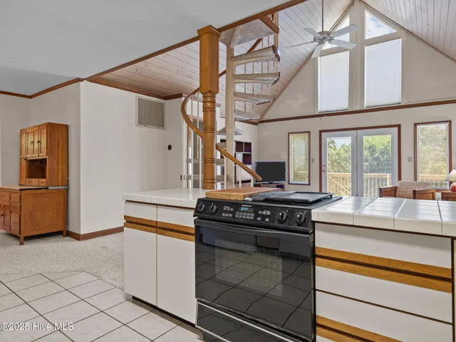 $700,000 | 112 Page Place, Emerald Isle, NC 28594