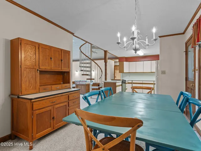 $700,000 | 112 Page Place, Emerald Isle, NC 28594