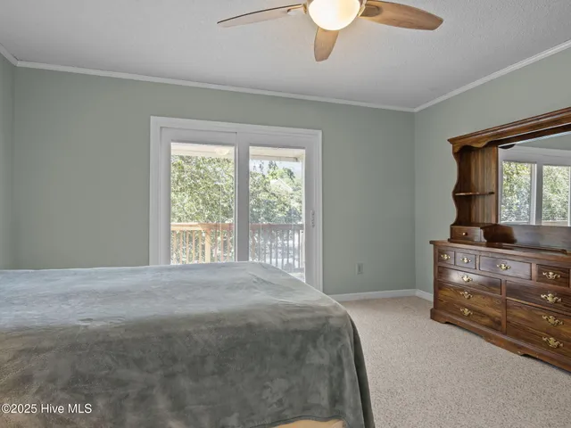 $700,000 | 112 Page Place, Emerald Isle, NC 28594