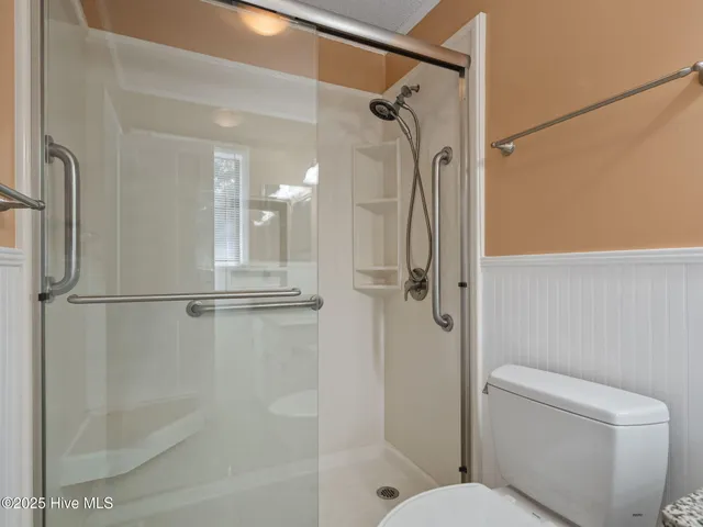 $700,000 | 112 Page Place, Emerald Isle, NC 28594