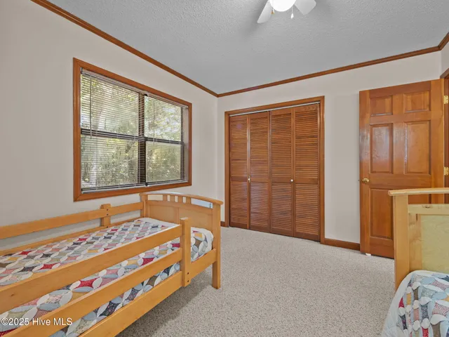 $700,000 | 112 Page Place, Emerald Isle, NC 28594