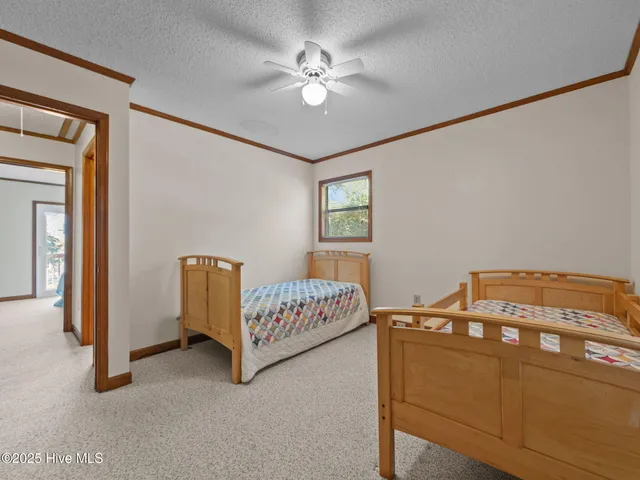 $700,000 | 112 Page Place, Emerald Isle, NC 28594