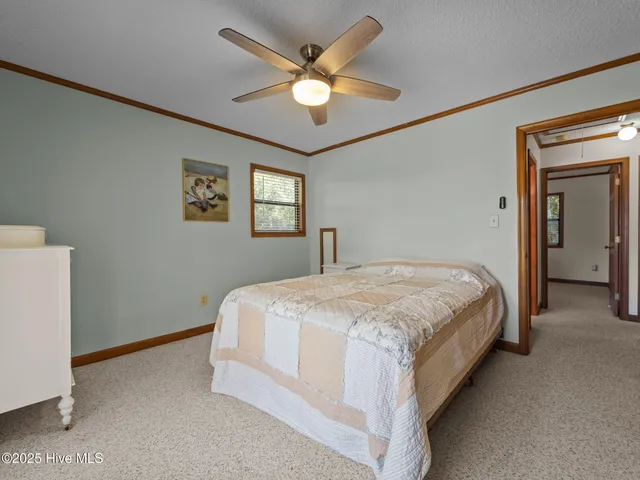 $700,000 | 112 Page Place, Emerald Isle, NC 28594