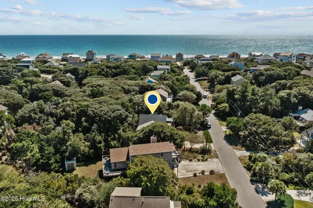 $700,000 | 112 Page Place, Emerald Isle, NC 28594