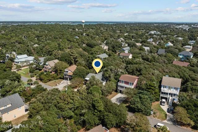 $700,000 | 112 Page Place, Emerald Isle, NC 28594