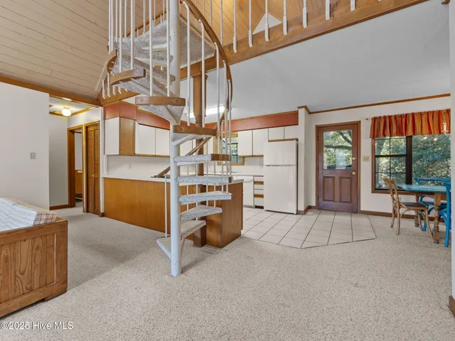 $700,000 | 112 Page Place, Emerald Isle, NC 28594