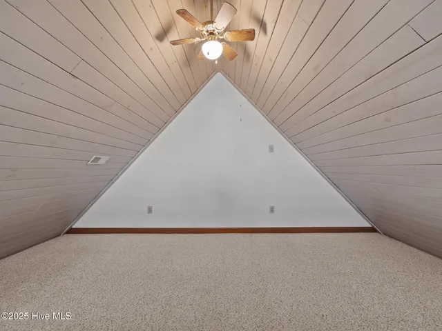 $700,000 | 112 Page Place, Emerald Isle, NC 28594