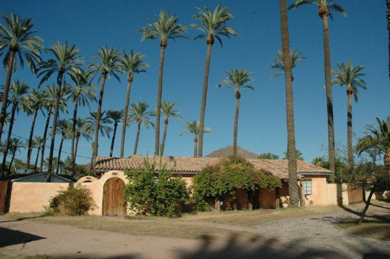 4348 East Roma Avenue Phoenix, AZ 85018 - Photo 1 of 1 1