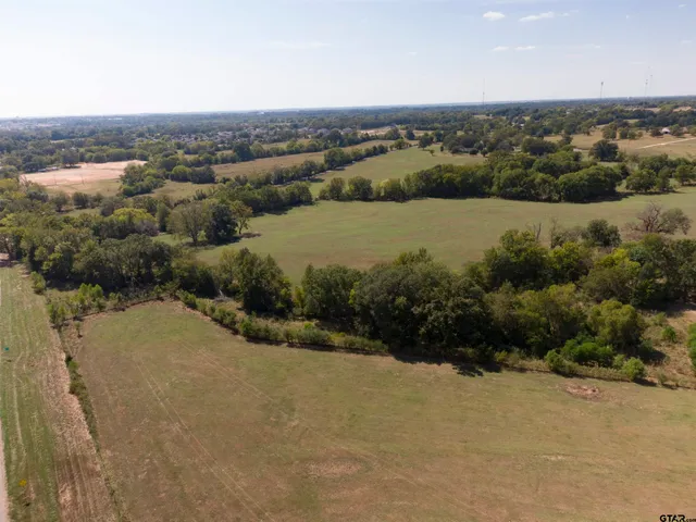 a big yard with lots of green space