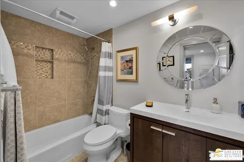 a view of house and outdoor space