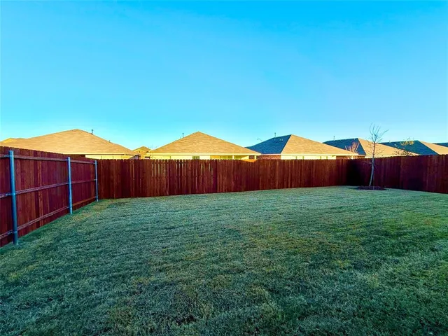 $2,550 | 8420 Hollymead Lane, Fort Worth, TX 76131