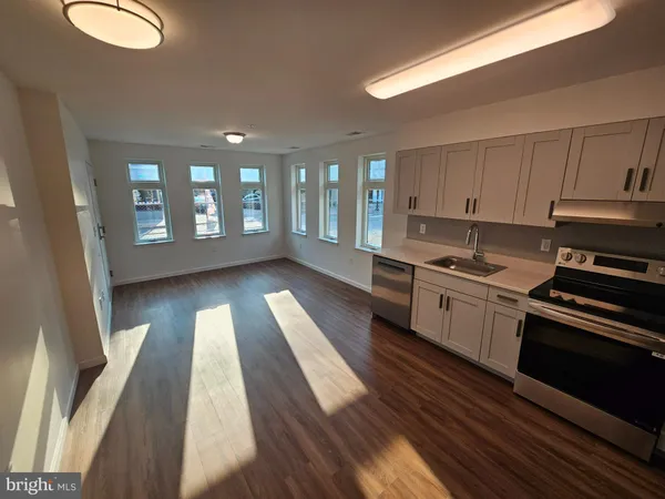 $1,881 | 200 Hamilton Avenue, Unit 101, Trenton, NJ 08609