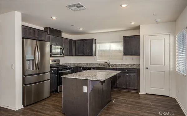 $519,900 | 1455 Honor Way, Hemet, CA 92543