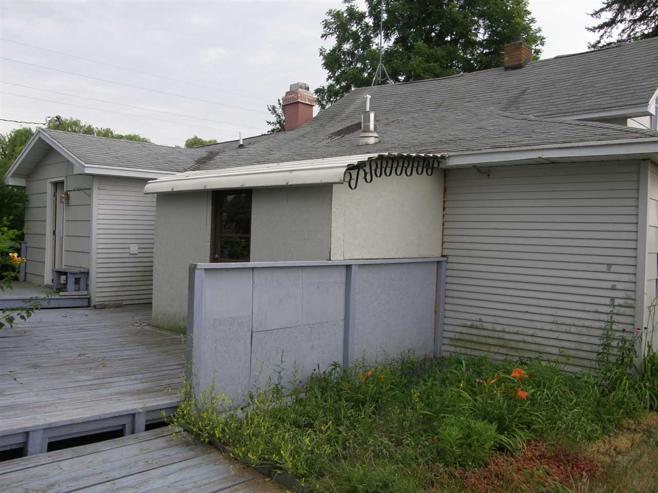 8877 East Tyler Road Breckenridge, MI 48615 - Photo 5 of 10 1849950-4.JPG